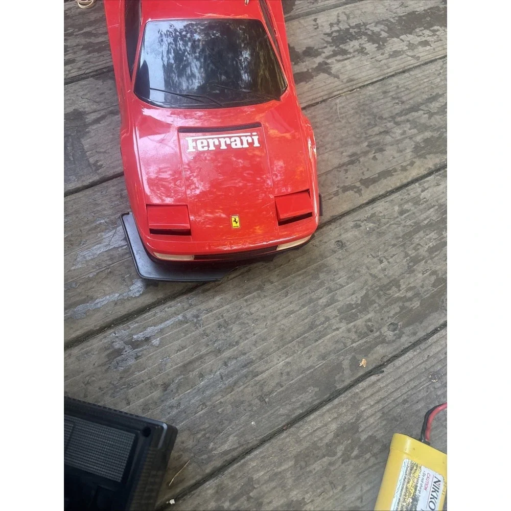 Vintage 1986 Nikko Ferrari Testarossa 1:18 RC Car Remote & Original Foam Red